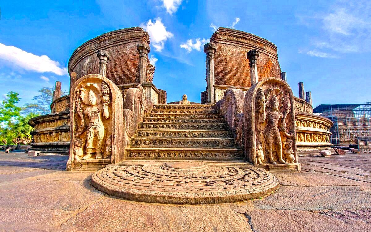 WhatsApp Image 2024-10-13 at 16.43.23